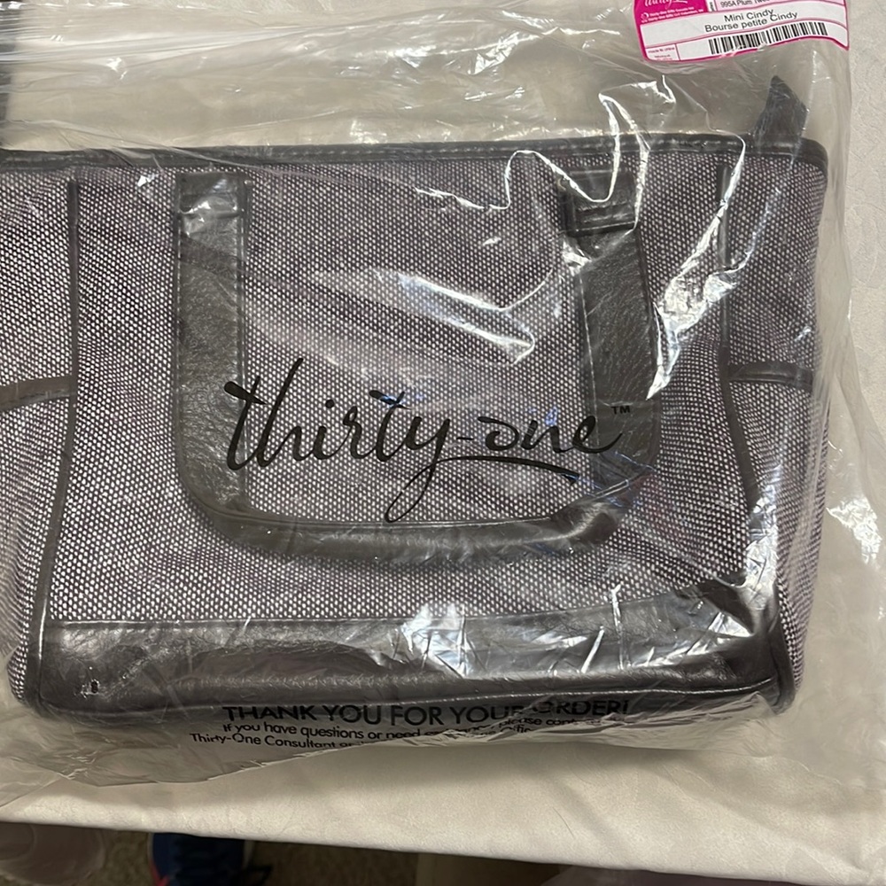 Thirty-One Mini Cindy Purse